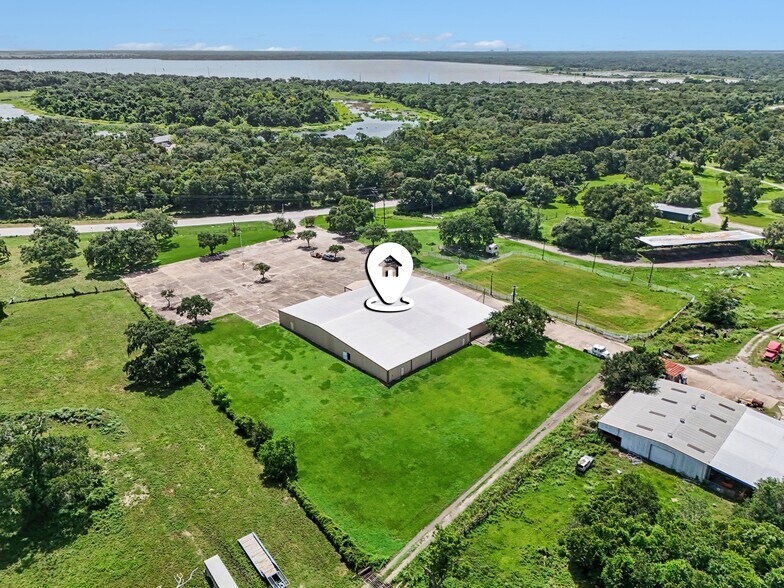 More Photos Of 37310 FM 521 Rd, Brazoria Distribution For Lease
