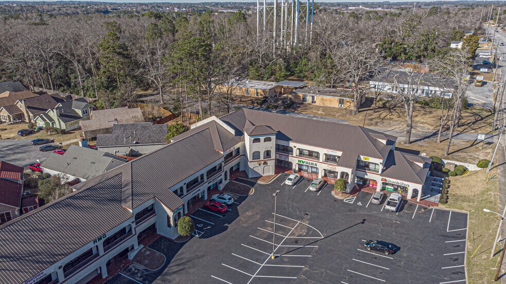 More Photos Of 2901 University Ave, Columbus Freestanding For Lease