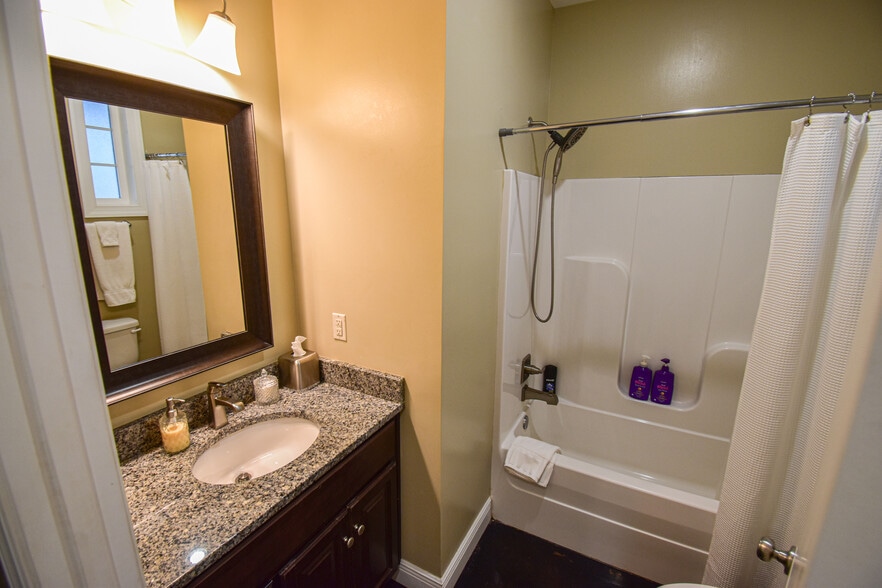 More Photos Of , Tuscaloosa Unknown For Sale