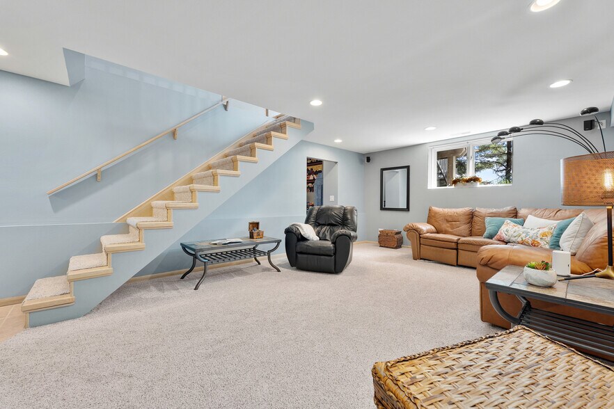 More Photos Of 22946 100th Ave, Cadott Manufacturing For Sale