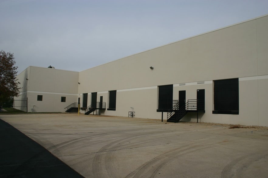 More Photos Of 6201 Columbia Park Rd, Landover Industrial For Sale