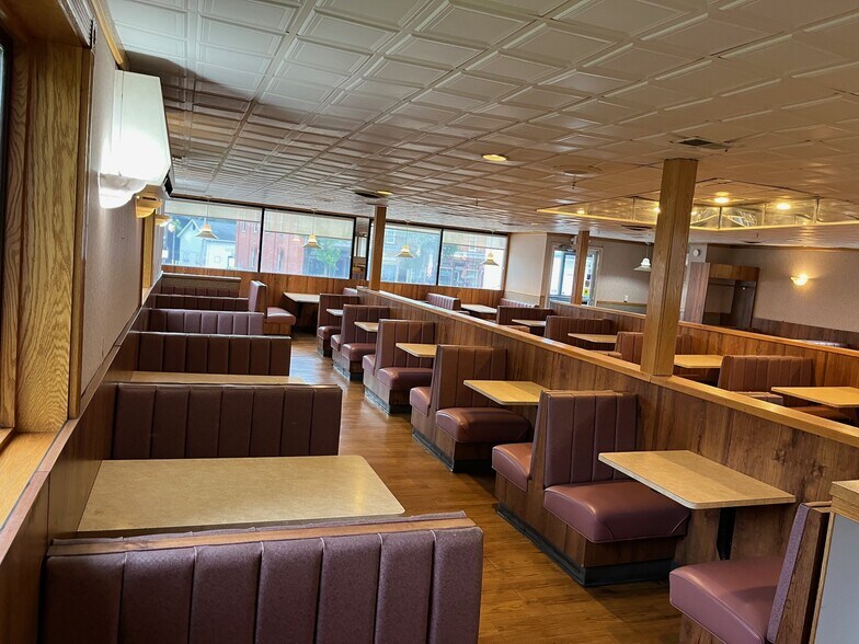 More Photos Of 20 N Main St, Honeoye Falls Restaurant For Sale