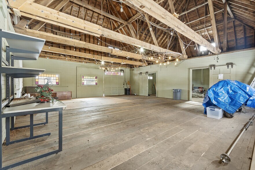 More Photos Of 2 South St, Grafton Office For Sale