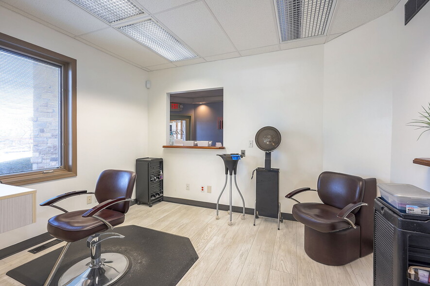 More Photos Of 425 W Pine St, Raymore Medical For Sale