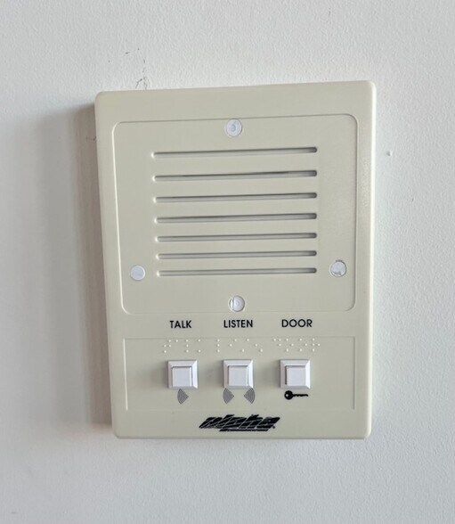 More Photos Of 405-407 Gates Ave, Brooklyn Loft Creative Space For Lease