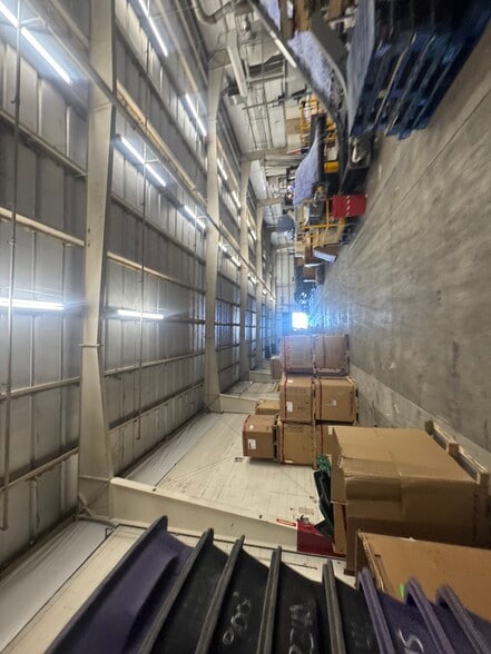 More Photos Of 3600 E 45th Ave, Denver Manufacturing For Sale