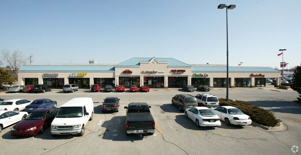 More Photos Of 1505-1525 US Highway 41, Schererville Department Store For Lease