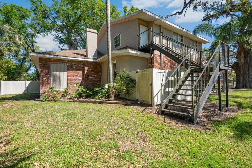 More Photos Of 38022 River Rd, Dade City Medical For Sale