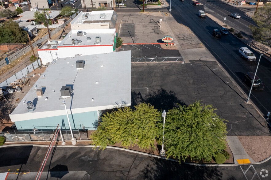More Photos Of 6470 E 22nd St, Tucson Freestanding For Lease