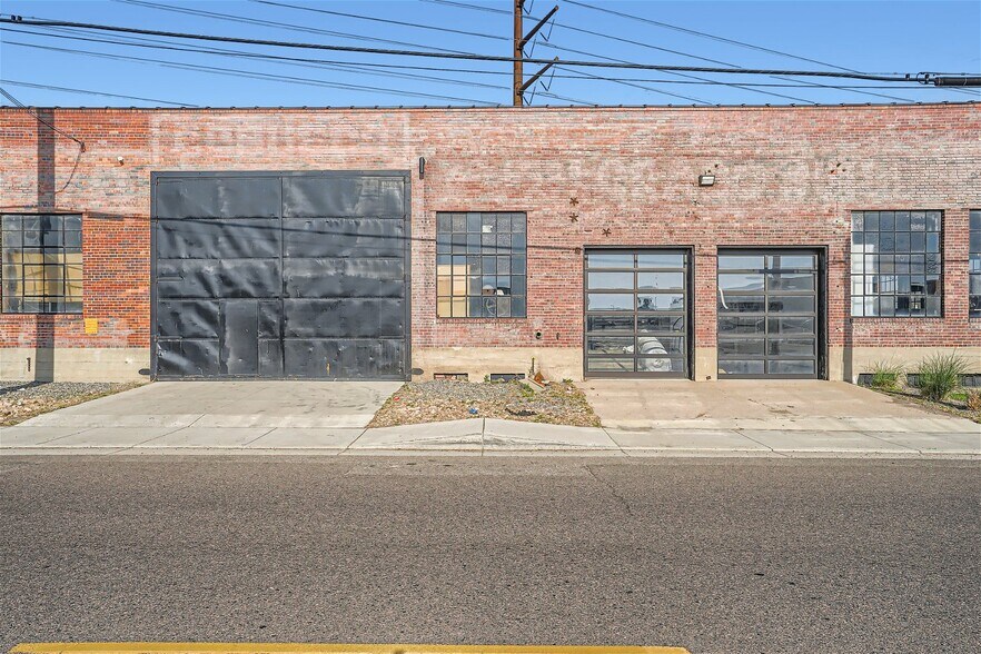 More Photos Of 389 S Lipan St, Denver Industrial For Sale
