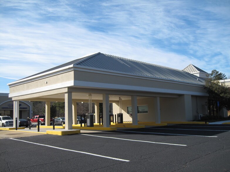 Primary Photo Of 1485 Highway 34 E, Newnan Bank For Lease