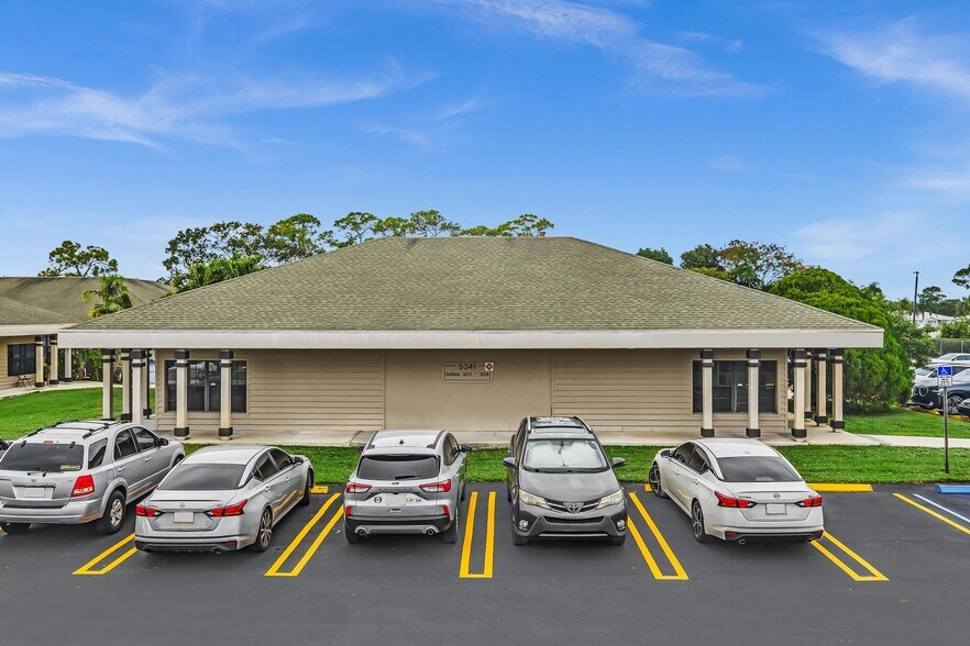 More Photos Of 5341 W Atlantic Ave, Delray Beach Medical For Sale