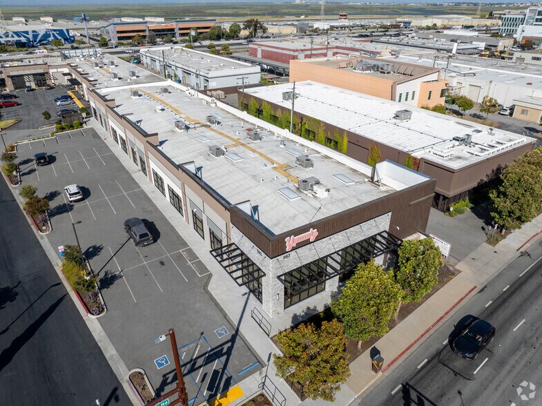 More Photos Of 883 E San Carlos Ave, San Carlos Flex For Sale