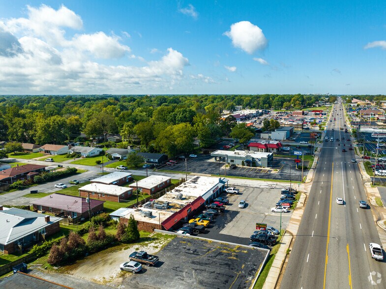 More Photos Of 3128-3134 E Sunshine St, Springfield Storefront Retail Office For Sale