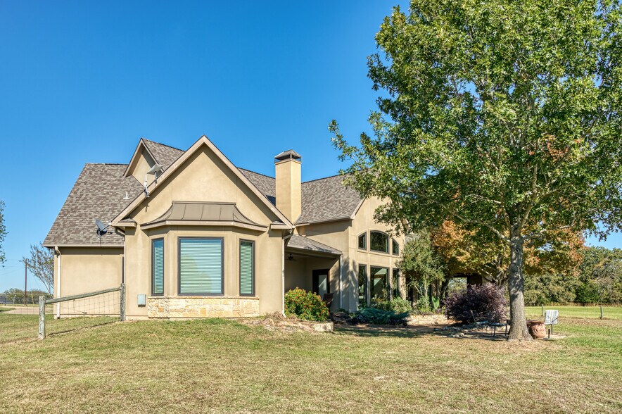 More Photos Of 2261 TX-276, Emory Specialty For Sale