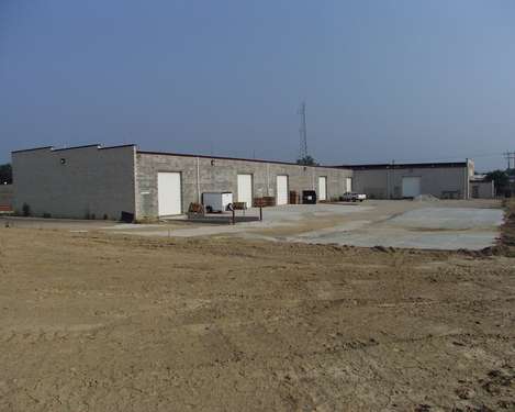 More Photos Of 852 E Highland Rd, Macedonia Flex For Lease