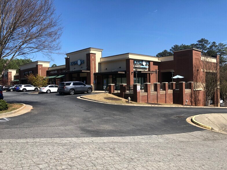 Primary Photo Of 686 Peachtree Industrial Blvd, Suwanee Unknown For Lease
