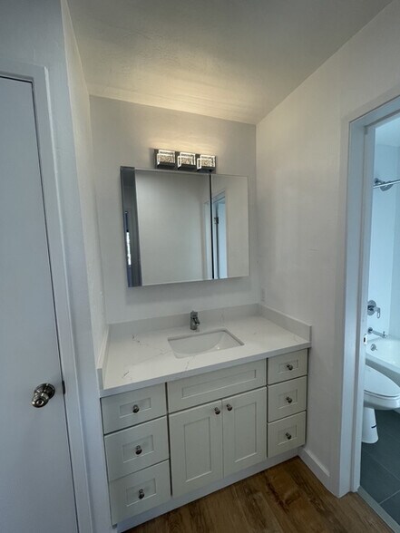 More Photos Of 1205 Geraldine Way, Belmont Apartments For Sale