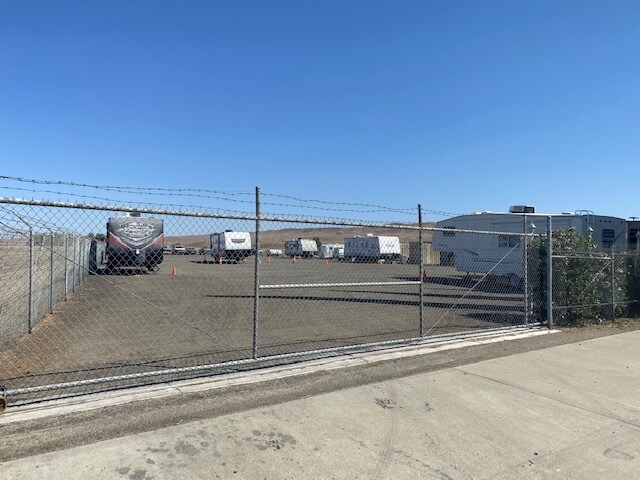 More Photos Of 1075 W Elm Ave, Coalinga Land For Sale
