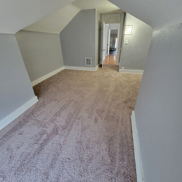 More Photos Of 3826 Warwick Blvd, Kansas City Apartments For Sale