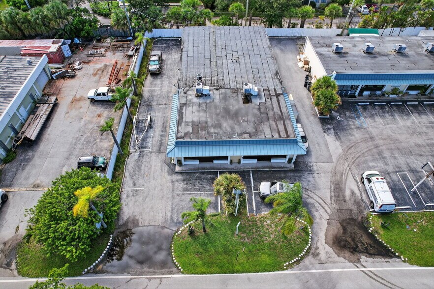 More Photos Of ,  General Retail For Sale