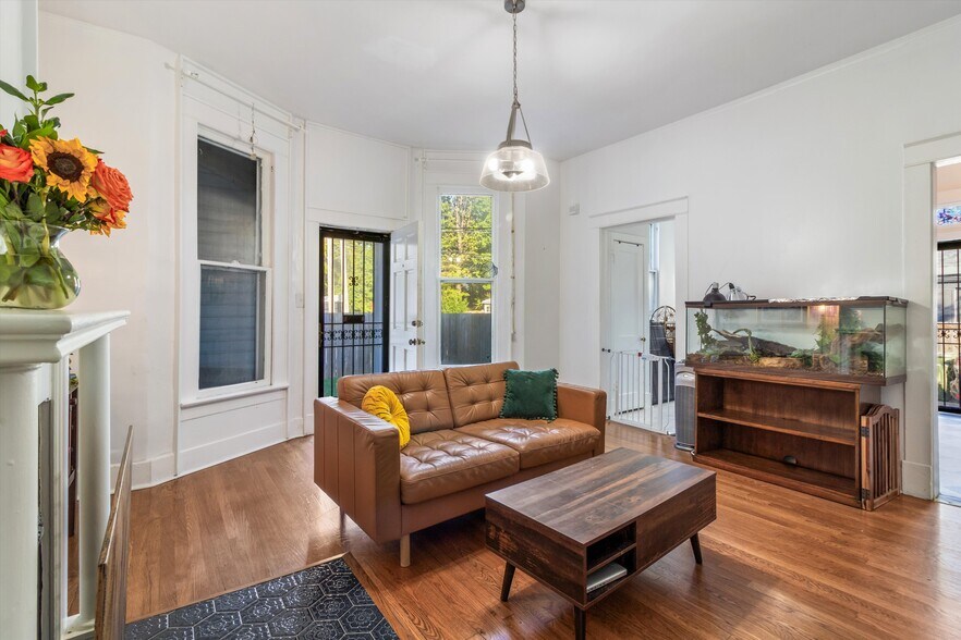 More Photos Of 2282 Central Ave, Memphis Loft Creative Space For Sale