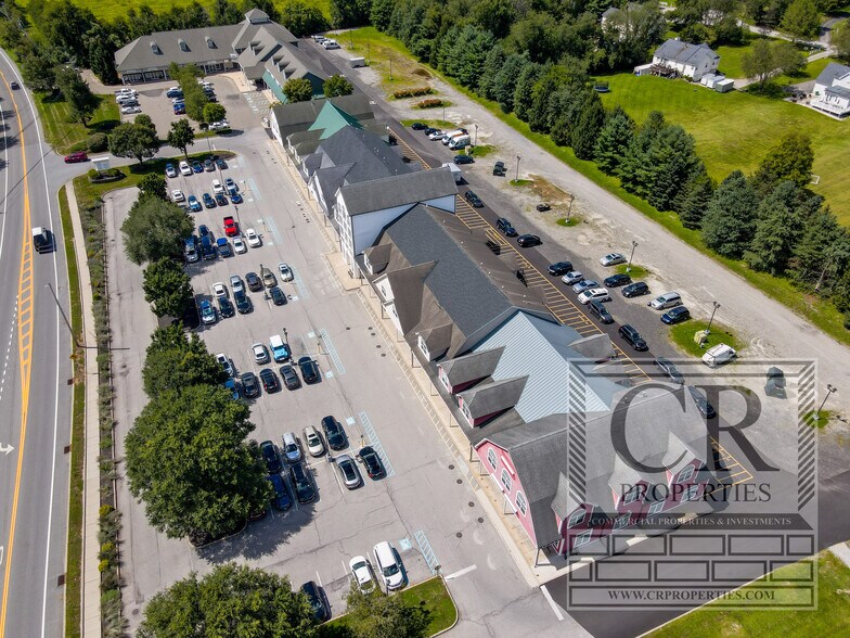 More Photos Of 942 Route 376, Wappingers Falls Unknown For Lease