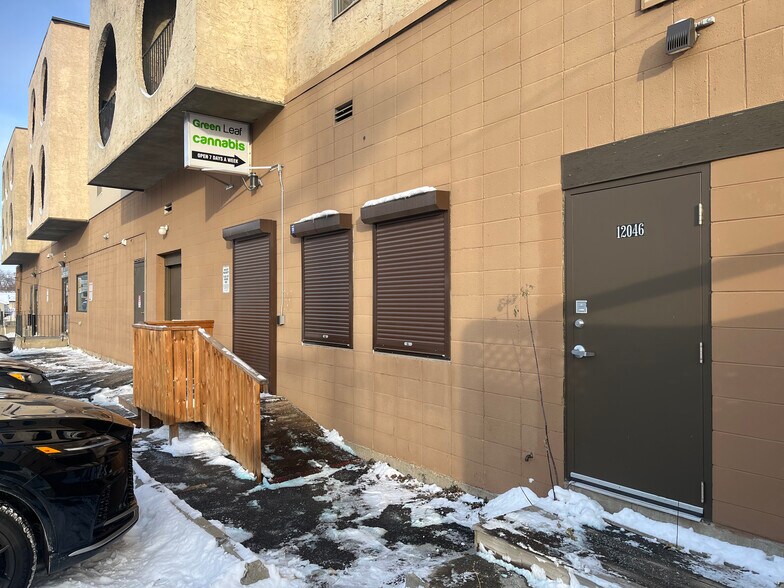 More Photos Of 12046 Fort Rd NW, Edmonton Apartments For Lease