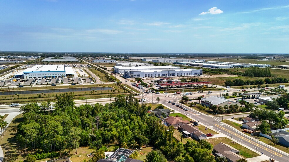 More Photos Of 16351 Lee, Fort Myers Unknown For Lease