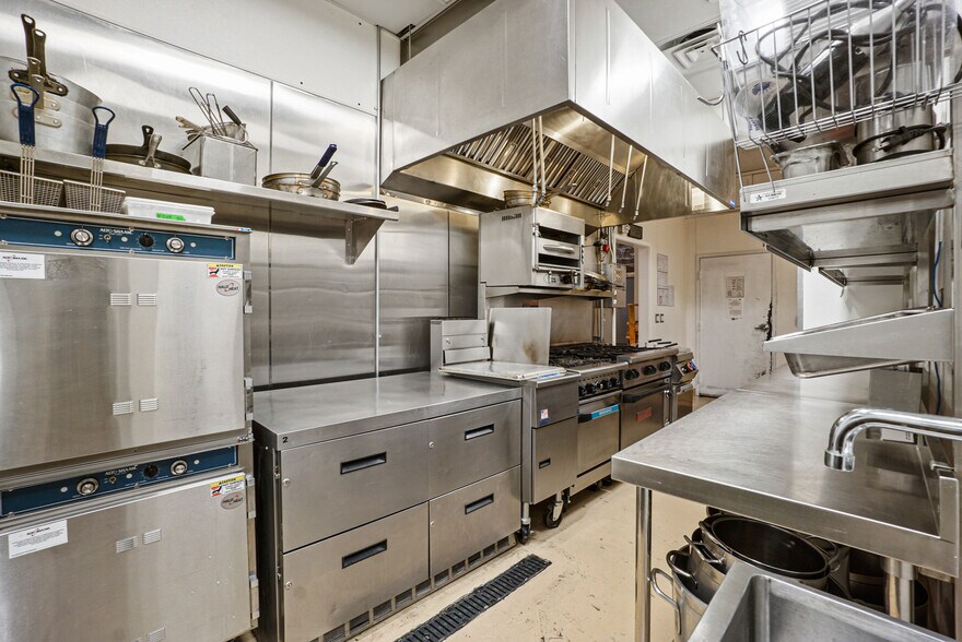 More Photos Of 10431 SE Federal Hwy, Hobe Sound Restaurant For Lease