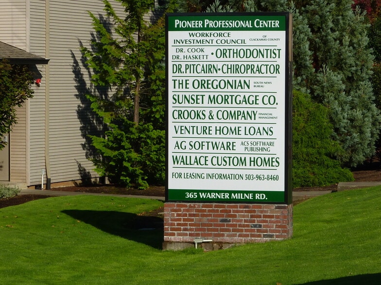 More Photos Of , Oregon City Office For Sale