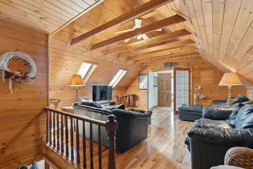 More Photos Of 287 E Main St, Dover-Foxcroft Medical For Sale