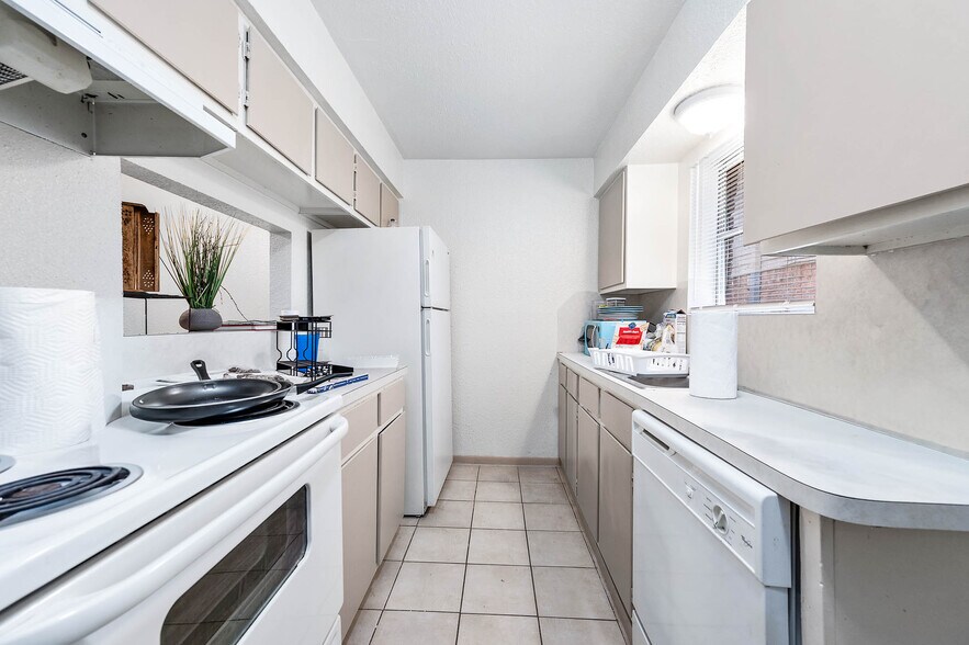 More Photos Of , Alvin Multifamily For Sale