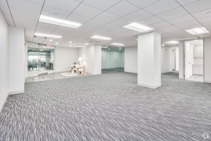 More Photos Of 4520 East West Hwy, Bethesda Office For Lease