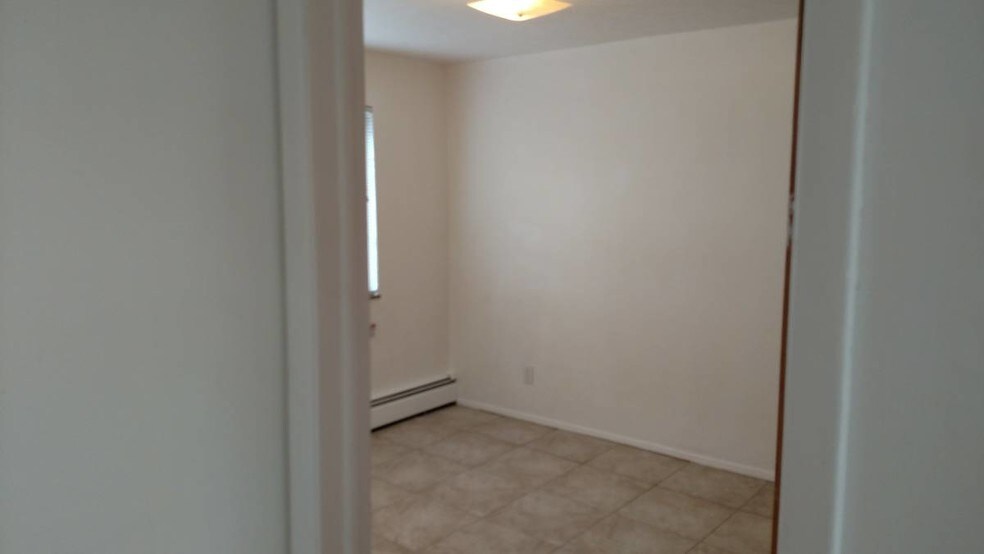 More Photos Of 4467 Lee Rd, Cleveland Apartments For Sale