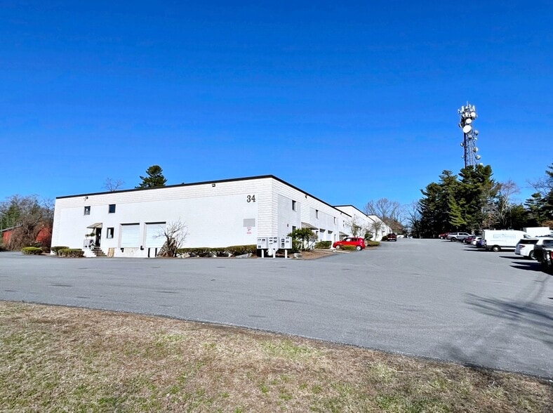 More Photos Of 34 Sullivan Rd, North Billerica Warehouse For Sale