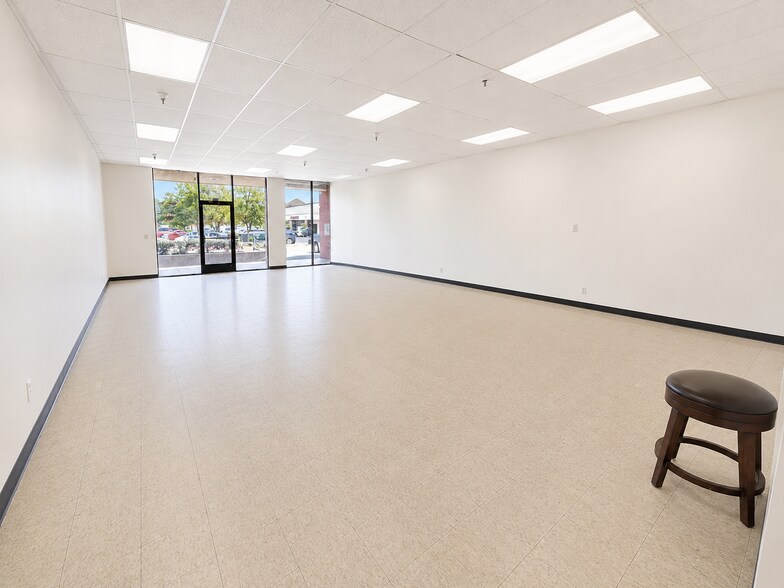 More Photos Of 6830 Stockton Blvd, Sacramento Unknown For Lease