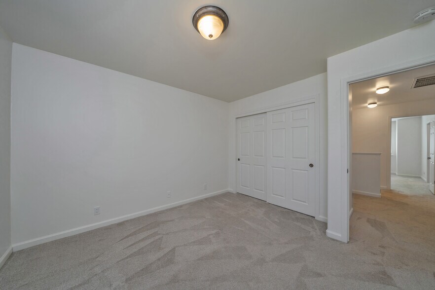 More Photos Of 3155 Navion Ct, Cameron Park Apartments For Sale