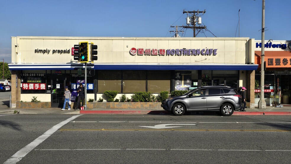 More Photos Of 128-130 N Garfield Ave, Monterey Park General Retail For Sale