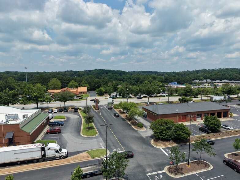 More Photos Of 2100 Riverside Pky, Lawrenceville Unknown For Lease