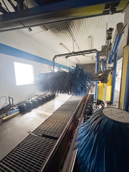 More Photos Of 4180 Sunset Blvd, Steubenville Carwash For Sale