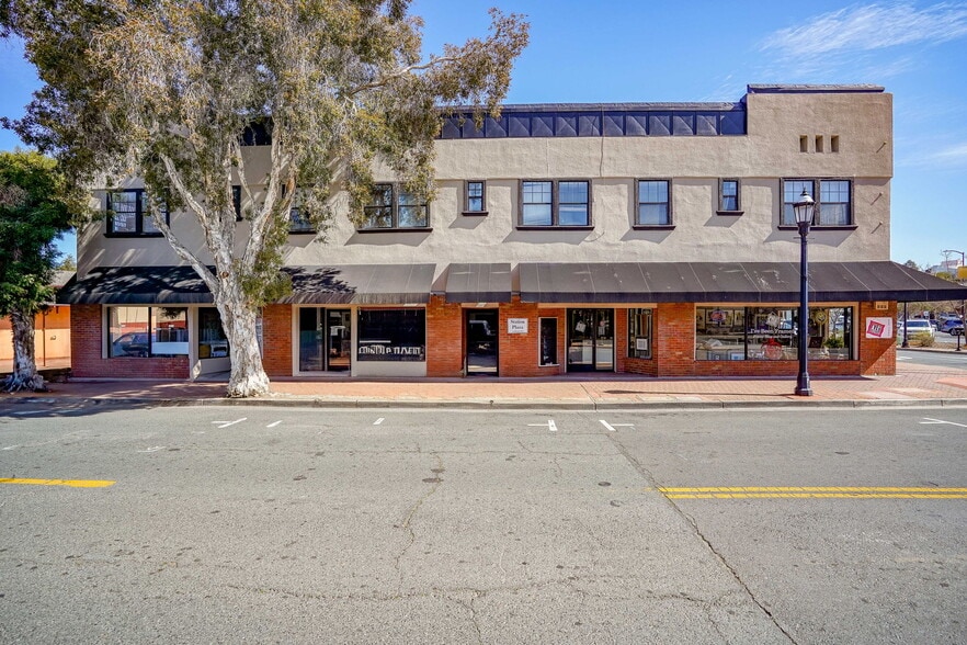 More Photos Of 411-413 Ferry St, Martinez Storefront Retail Office For Sale