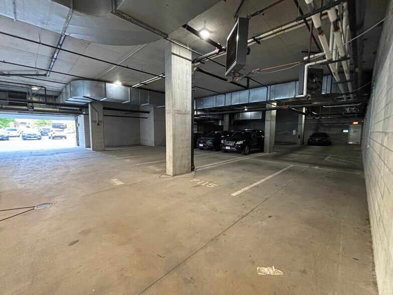 More Photos Of 645-659 W Randolph St, Chicago Apartments For Lease