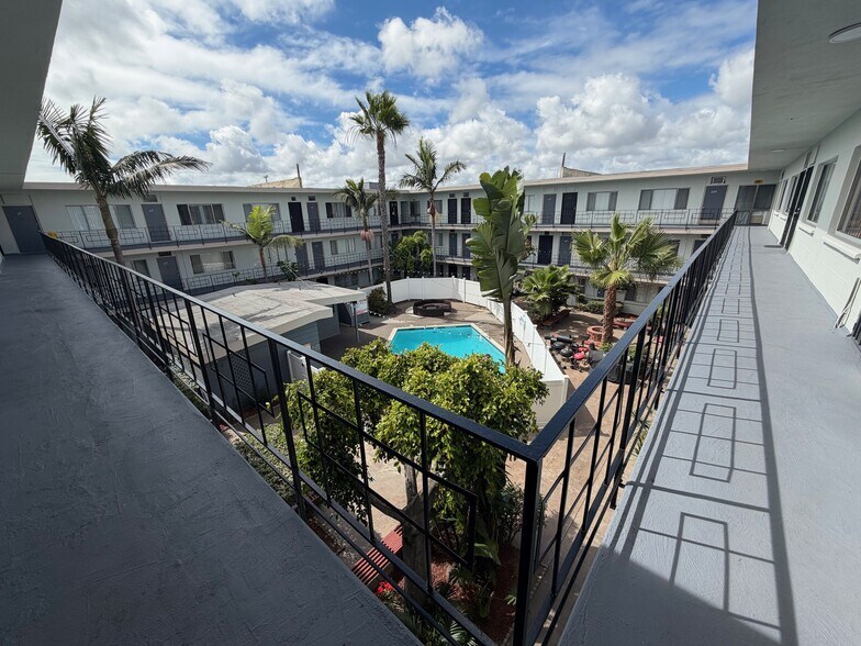 More Photos Of 835 W Rosecrans Ave, Gardena Apartments For Sale