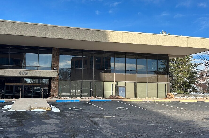 More Photos Of 469 S Cherry St, Denver Office For Sale
