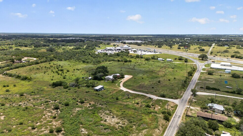 More Photos Of 180 County Road 777, Devine Land For Sale