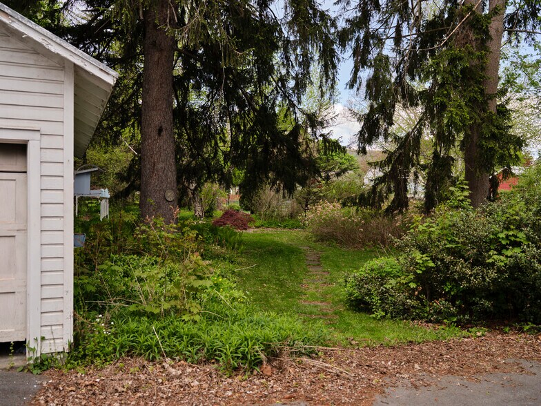 More Photos Of 267 Main St, Schoharie Hospitality For Sale