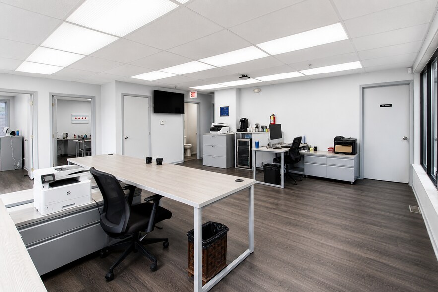 More Photos Of 1145 N Old Rand Rd, Wauconda Manufacturing For Lease
