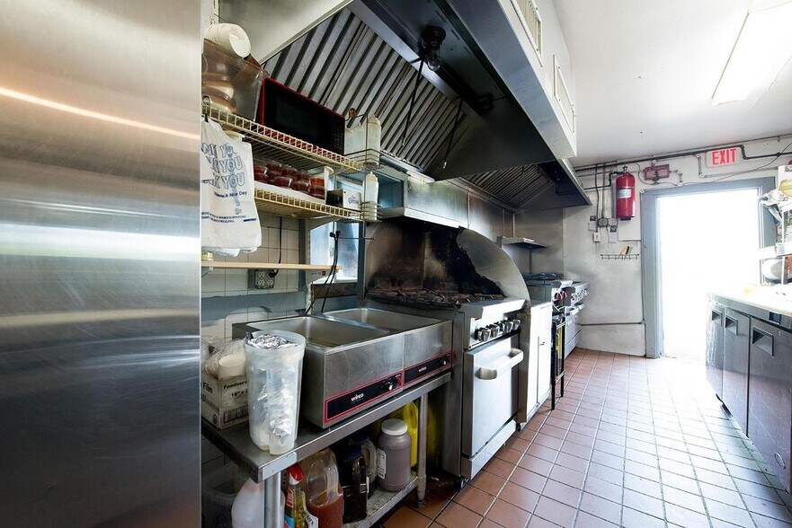 More Photos Of 28 Raceway Rd, Monticello Restaurant For Sale