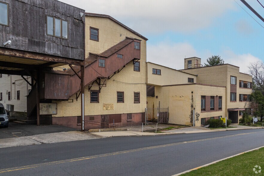 More Photos Of 101-105 Church St, Aberdeen Manufacturing For Lease